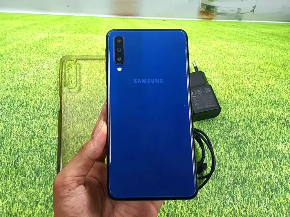 Samsung Galaxy A7 2018 NFC Ram 6GB/128GB Normal siap pakai