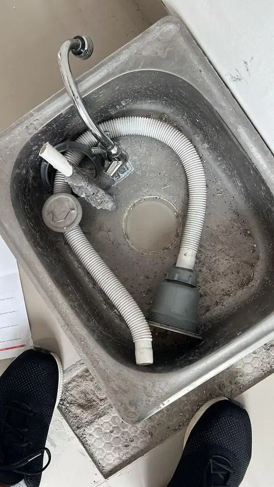 Bongkaran renov 1 set sink