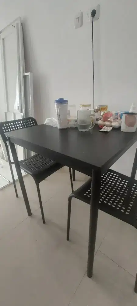 Meja kursi logam besi minimalis