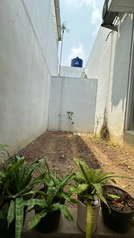 Disewakan Ruko / Gudang di Jalan Gendol Exit Tol Semarang-Jogja