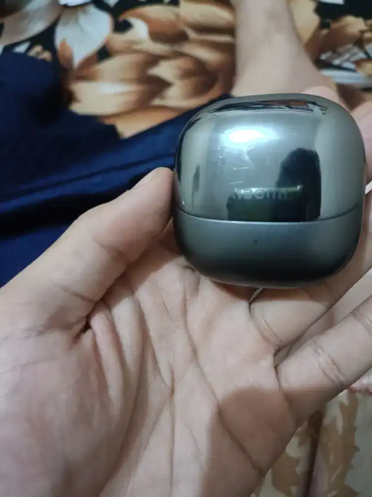 Xiaomi buds 5 700k nego