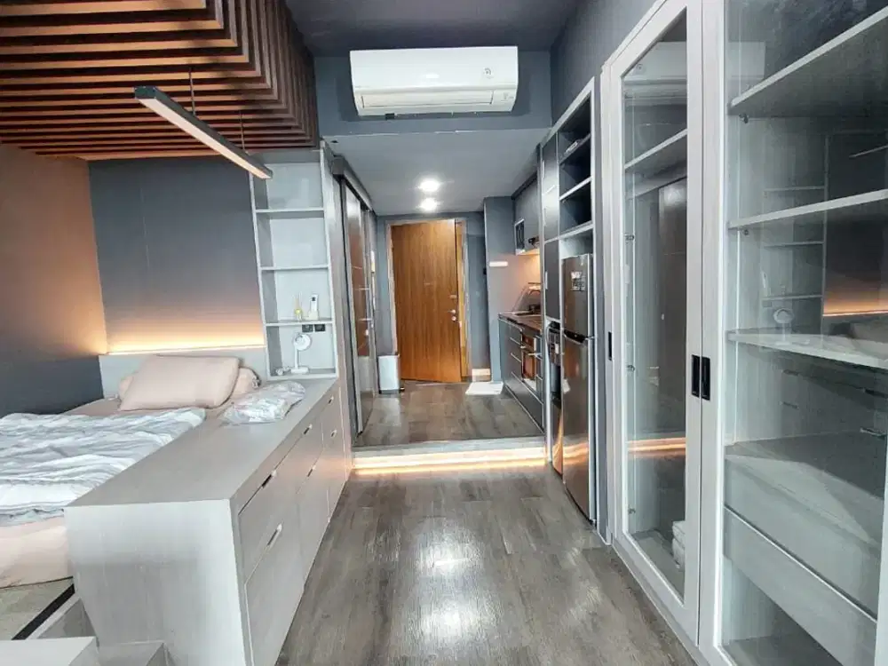 Disewakan Apartemen Kemang Village Residence Tipe Studio dengan Balkon Furnished