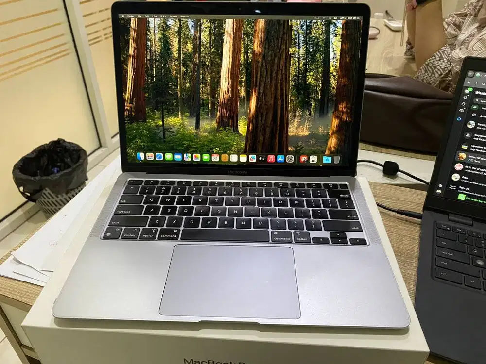 Macbook Air 2020 M1 Grey 8/256Gb A2337 Mulus [NEGO]