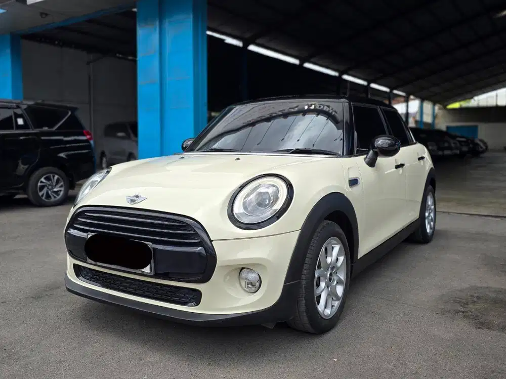 Mini Cooper AT Matic 2017 (5 Doors)