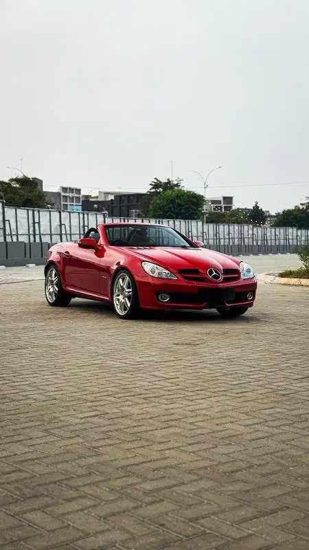 MERCY SLK 300 GRAND EDITION ANTIK 2010 MERAH