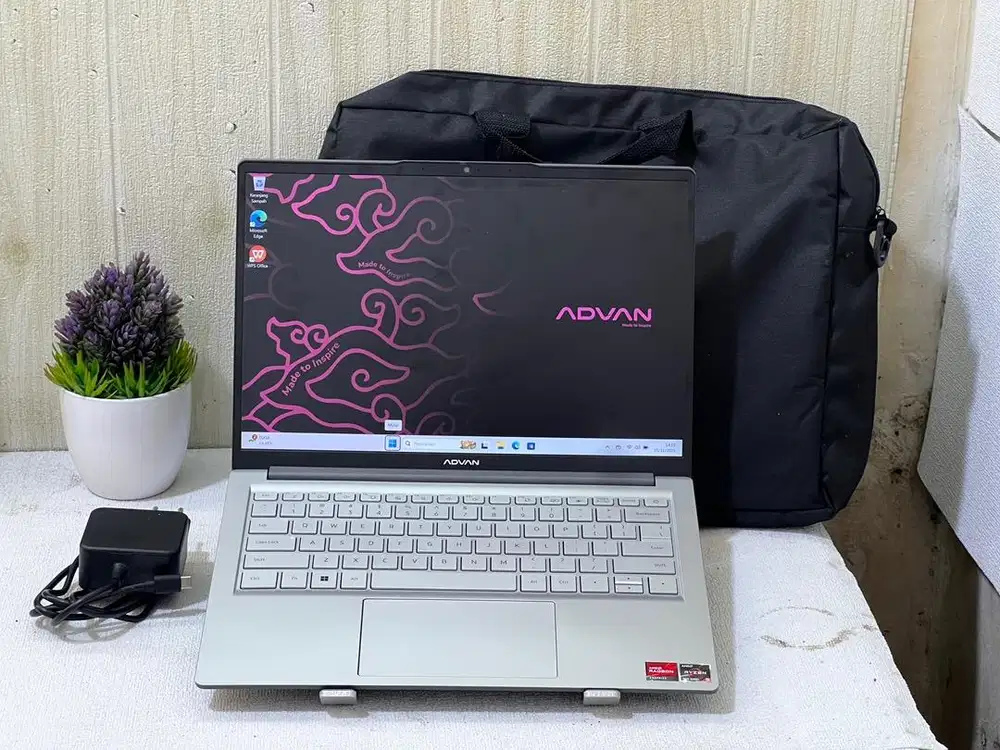 Advan Workplus Heritage Ryzen 5-7535HS RAM 8 SSD 512 Garansi 1 Tahun