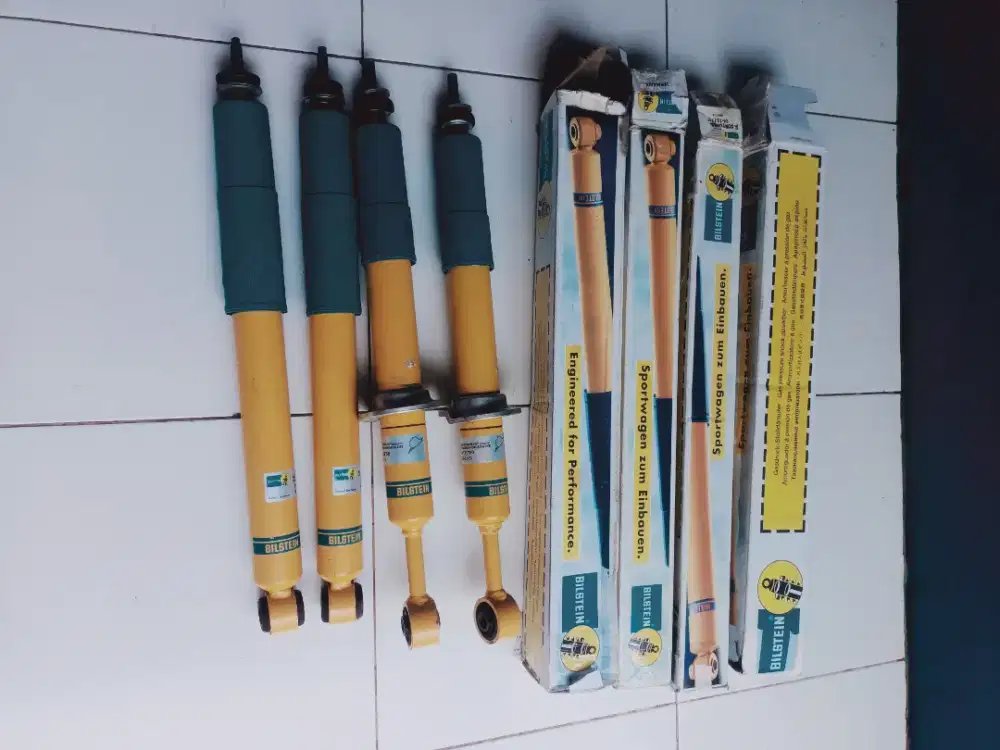 Shockbreaker Fortuner merk bilstein depan belakang