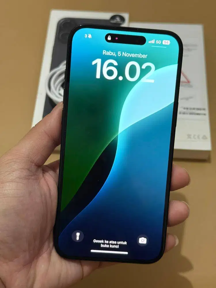 Iphone 16 plus 128gb Garansi Juli 2026