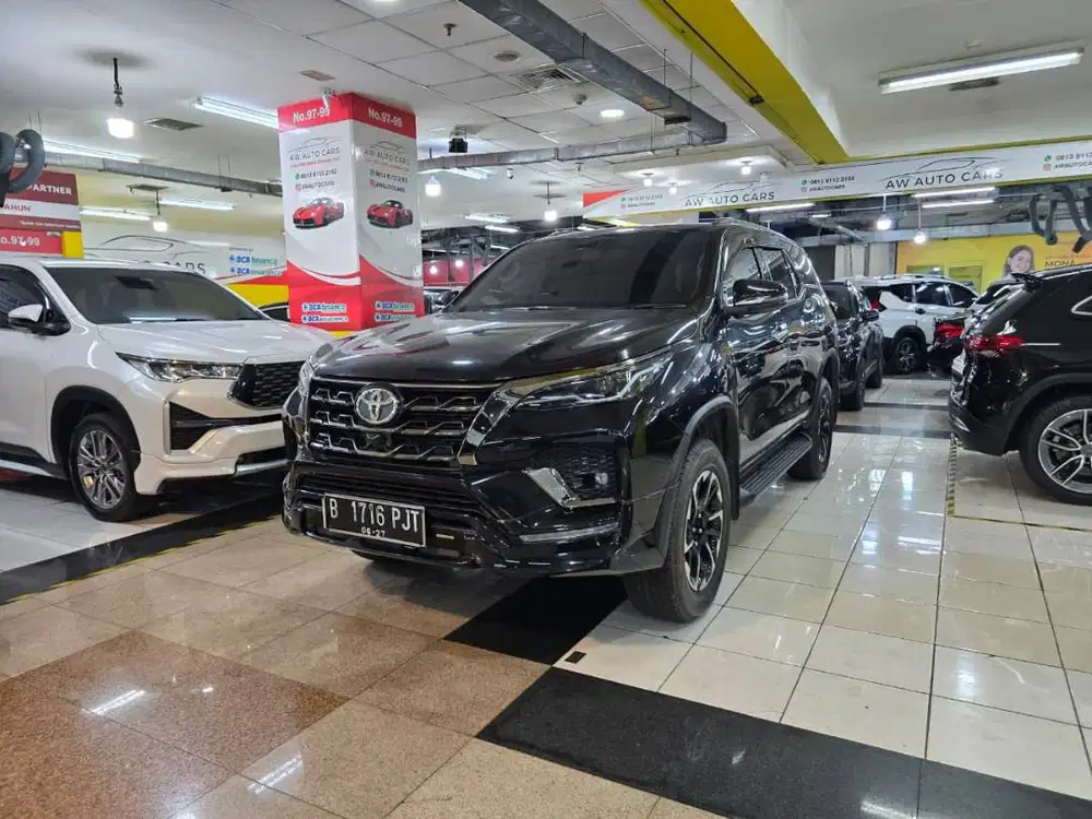 [LOW KM] Toyota Fortuner VRZ 2.8 GR 2022 Sport 2023 4x4 TRD 2021