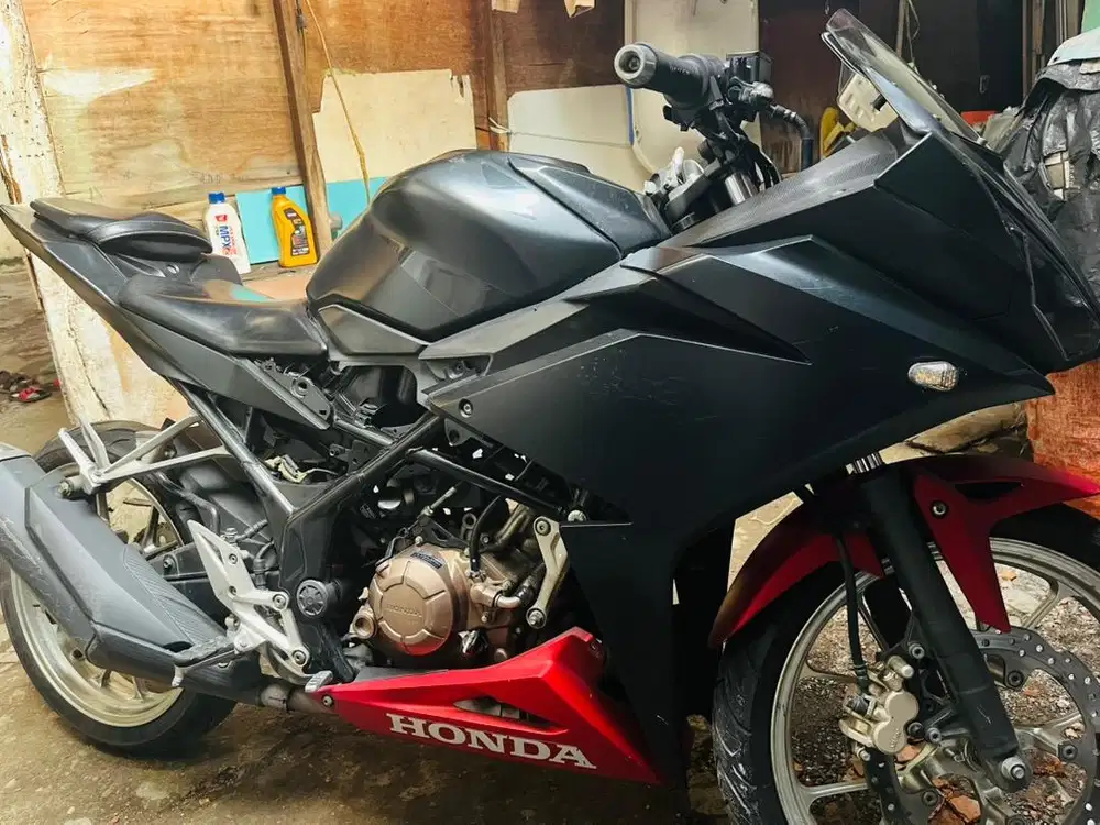 Honda CBR 150 R 2020