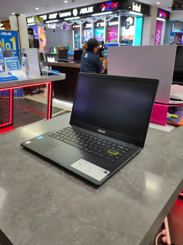 ASUS VIVOBOOK 14 CORE N4500 8/256 Kredit proses cepat dan mudah!