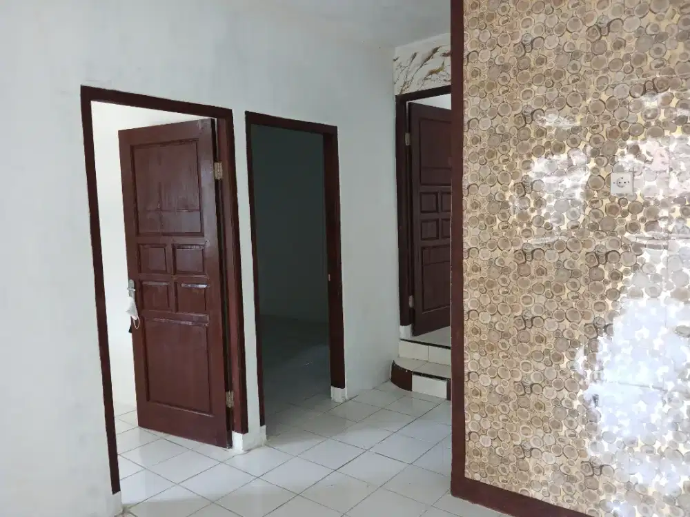 Jual rumah pribadi dalam komplek