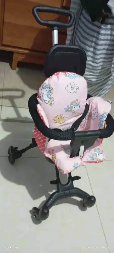 Stroller bayi baru