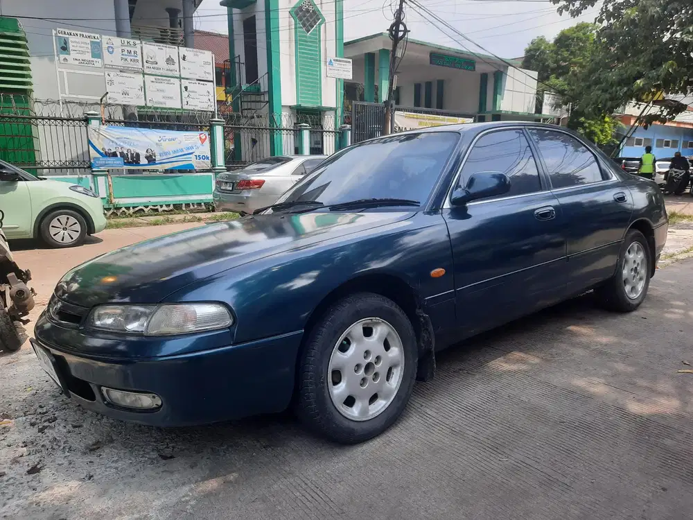 Mazda Cronos V6 2500 GT thn 1995