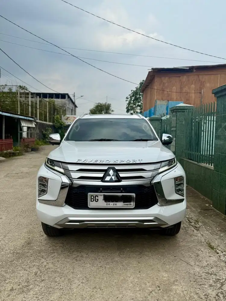 Pajero Sport Dakar 4x2 2021 AT