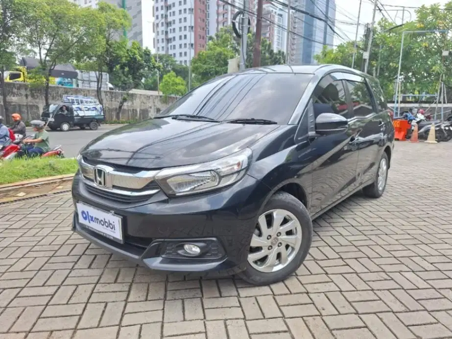 LOW DP Honda Mobilio 1.5 E Bensin-AT 2018 SYR