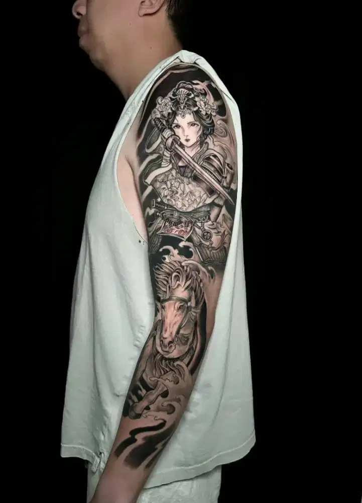 IG : oni_tats female tattoo artist private studio