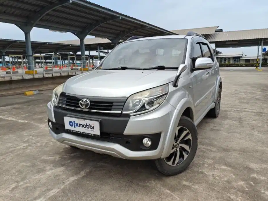 Pajak Panjang TDP 8JT - Toyota Rush 1.5 New G Bensin-AT 2015 Silver