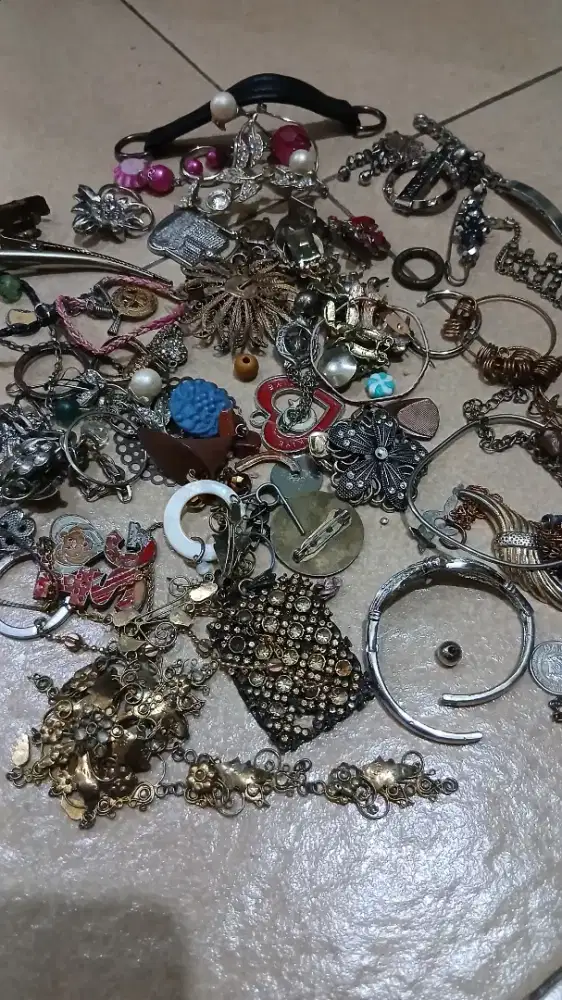 Perhiasan Aksesorries lawas borongan