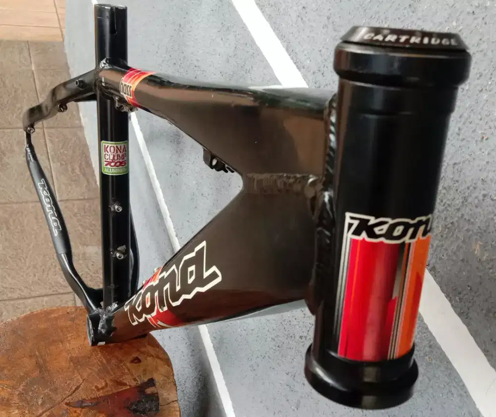 frame sepeda gunung MTB KONA HOSS 16 inch ban 26 bisa pakai ban 27.5