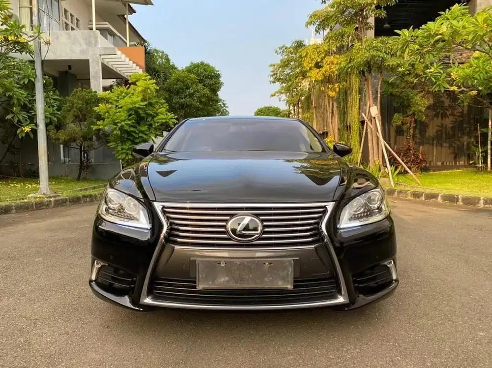 LEXUS LS460 2014