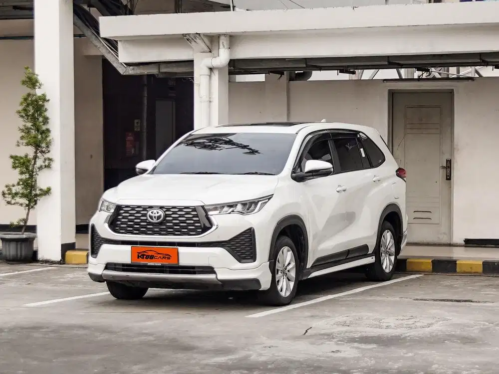 [KM 20.000] TOYOTA KIJANG INNOVA ZENIX V Hybrid Panoramic MATIC 2023