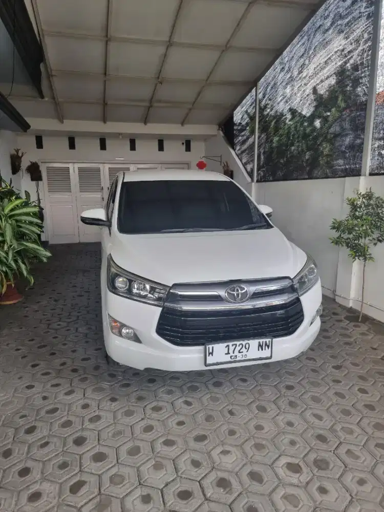 Innova V AT diesel 2019