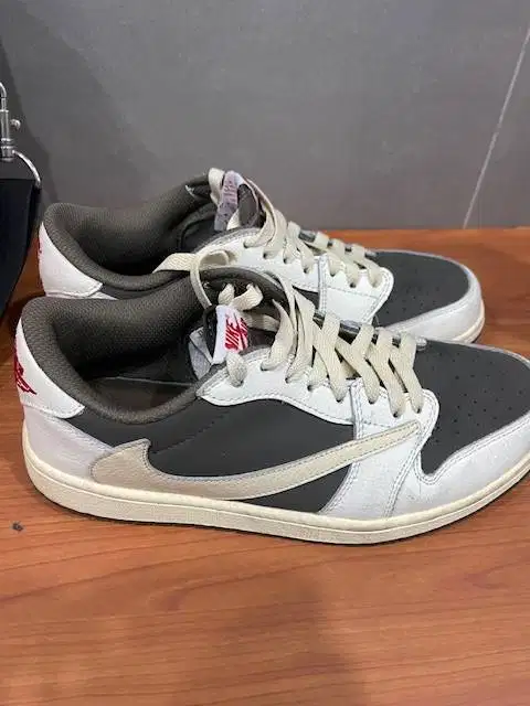 sepatu nike uk 43  kondisi layak pakai