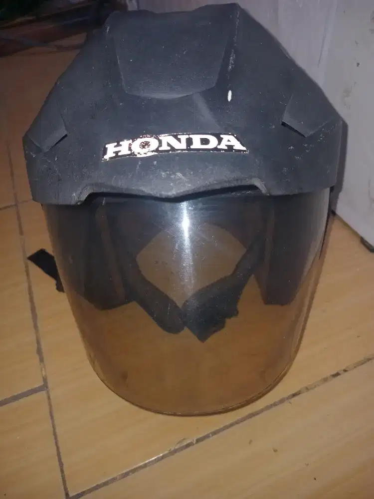Helmet/helm pelindung kepala