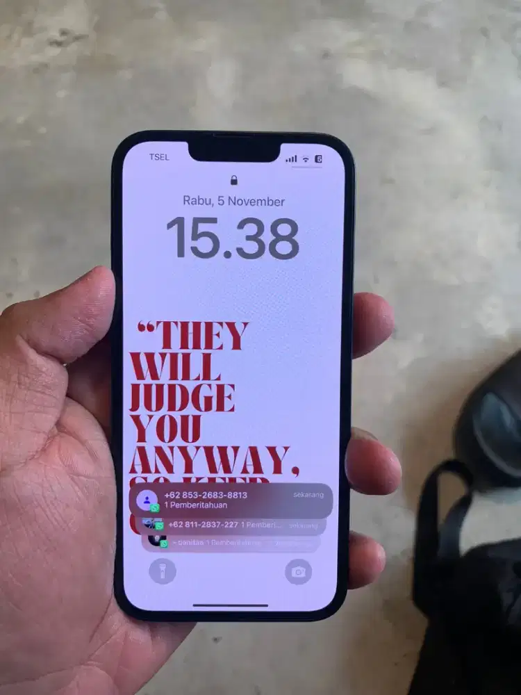 iPhone 13 128gb iBox