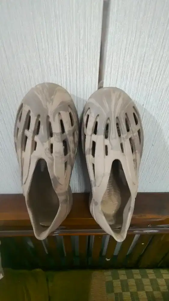 Sepatu Adidas original unisex