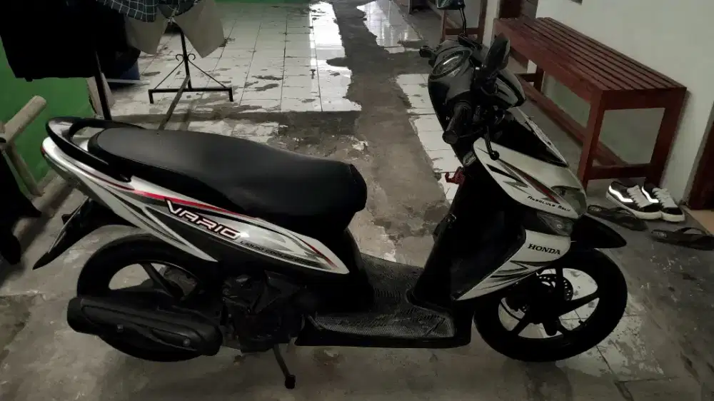 VARIO 110 2013 AKHIR