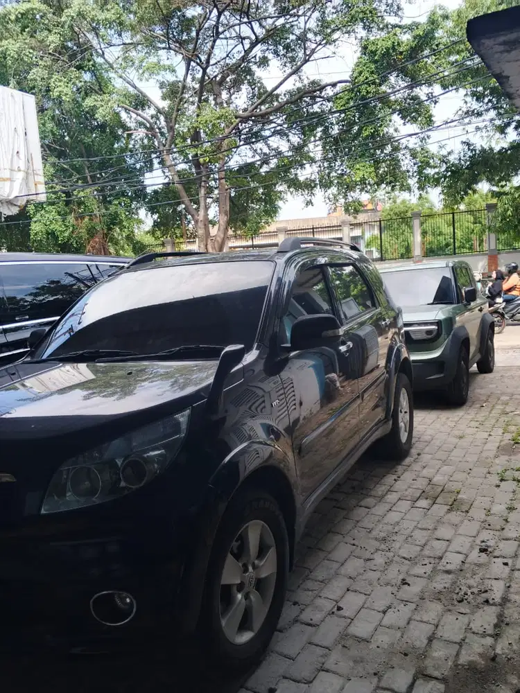 DIJUAL TOYOTA RUSH VERY LOW KILOMETER