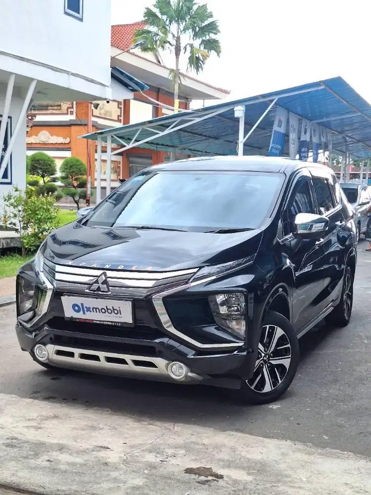 DP RENDAH - Mitsubishi Xpander 1.5 Ultimate Bensin AT 2019 Hitam