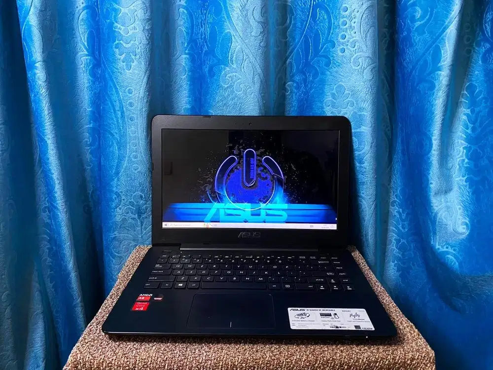 Laptop Asus X454Y Sudah Ram 8 Gb Murah Meriah