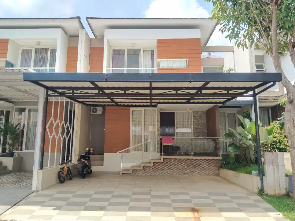 DIJUAL MURAH RUMAH  MEWAH BSB CLUSTER IVY PARK DEPAN DANAU