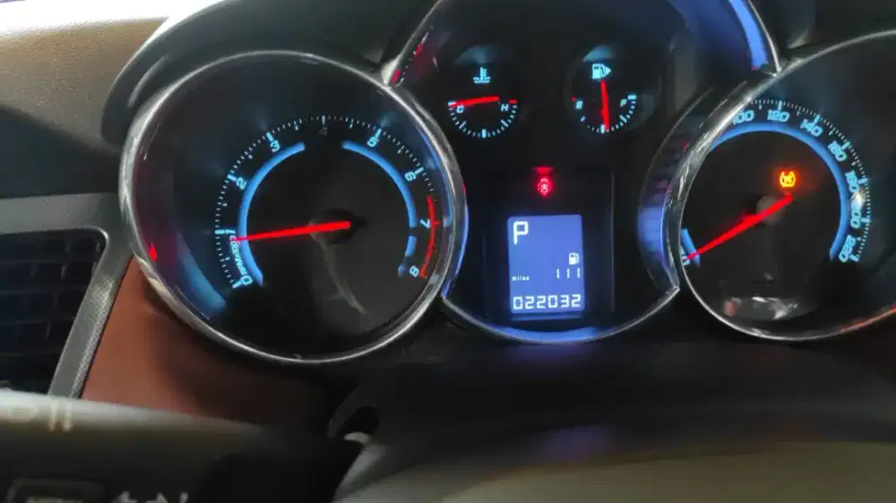 Chevrolet Cruze 1.8 AT tahun 2010