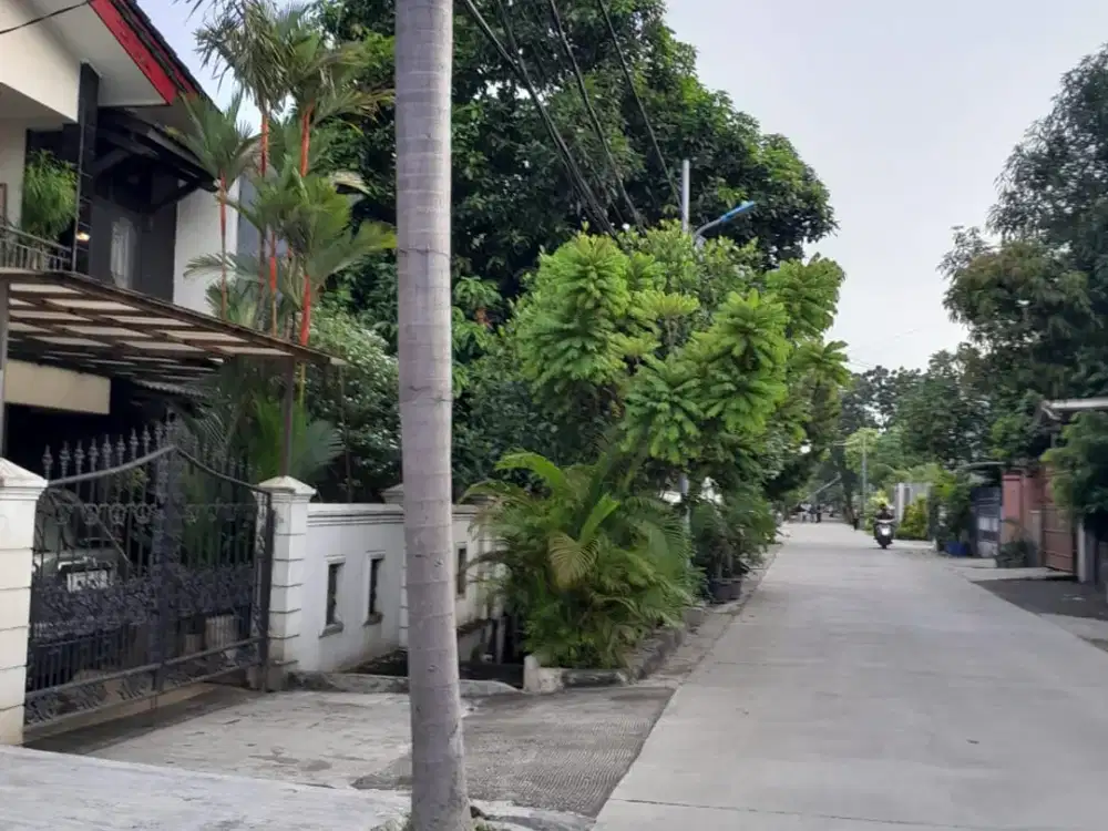 Dijual Tanah/Kavling di Meruya Utara LB 250m2, SHGB