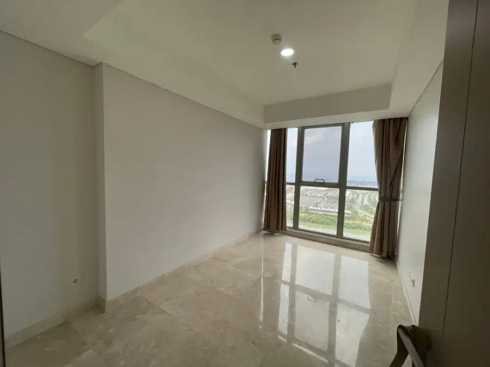 Disewakan Apartement Gold Coast Luas 113m2, Semi Furnished