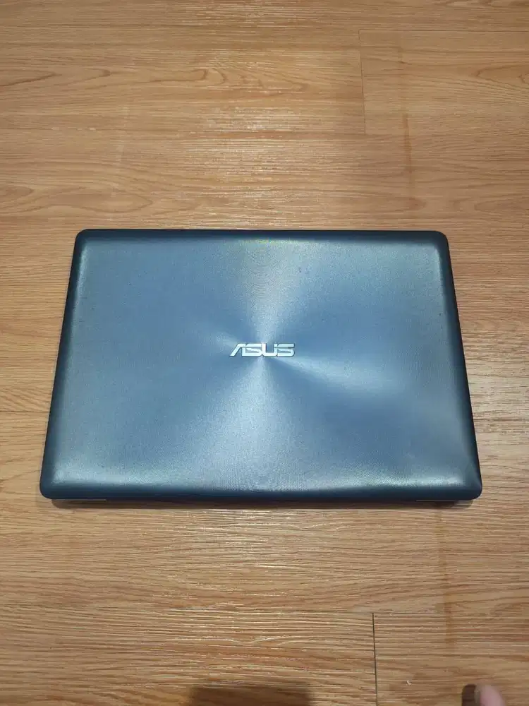 ASUS Vivobook X456URK (i5-7200U|930MX 2GB|8GB|SSD 128GB|HDD 500GB)