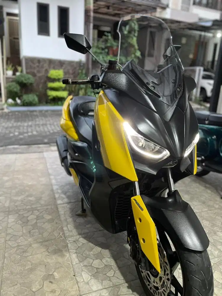 Yamaha Xmax 2017 Kuning