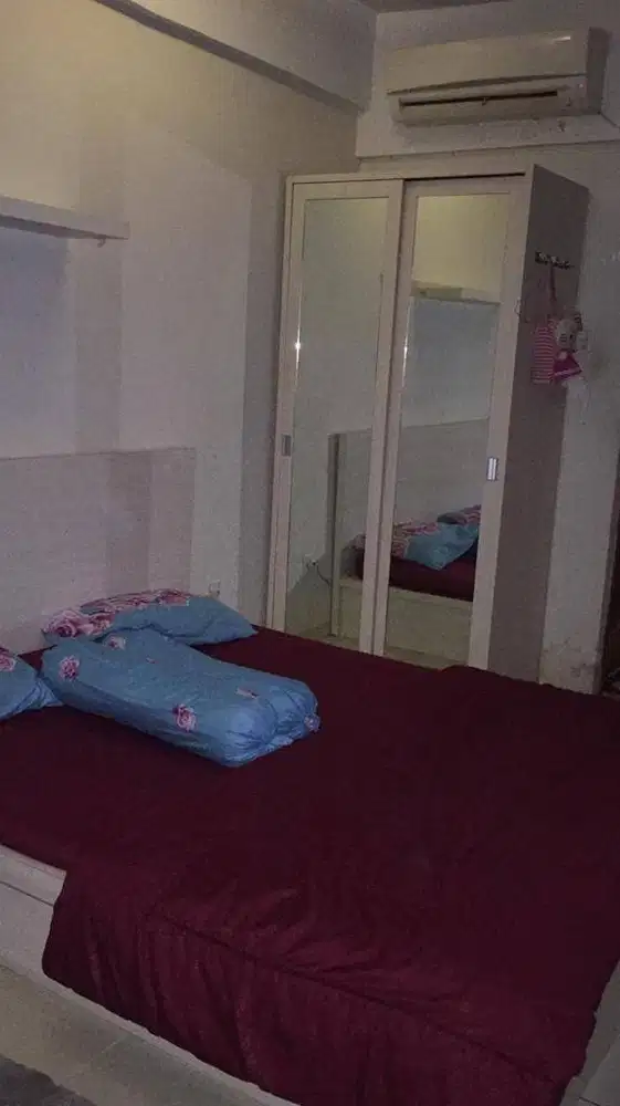 jUAL MURAH : APARTEMEN GREEN LAKE VIEW FURNISH HARGA KOSONGAN