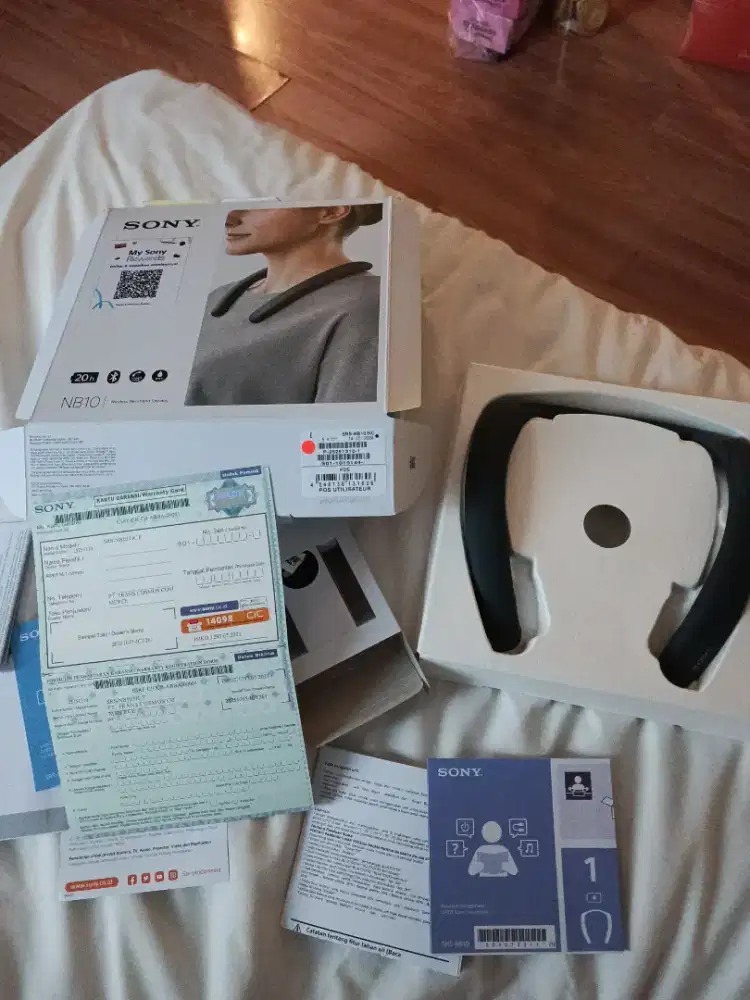 Speaker Tali Leher Nirkabel SRS-NB10 SONY