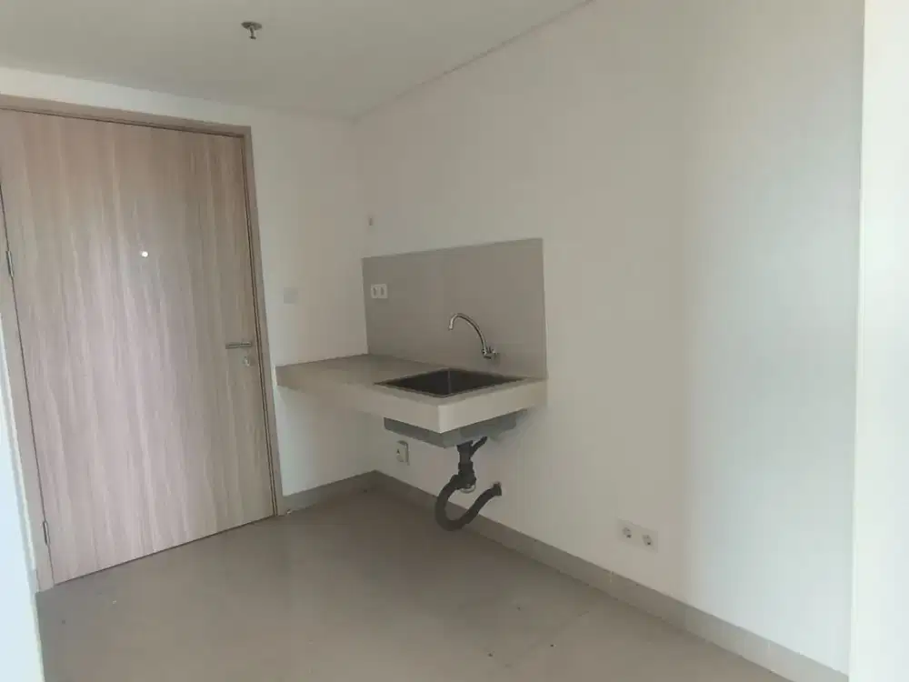 Dijual Apartemen Embarcadero 3 BR Unfurnished