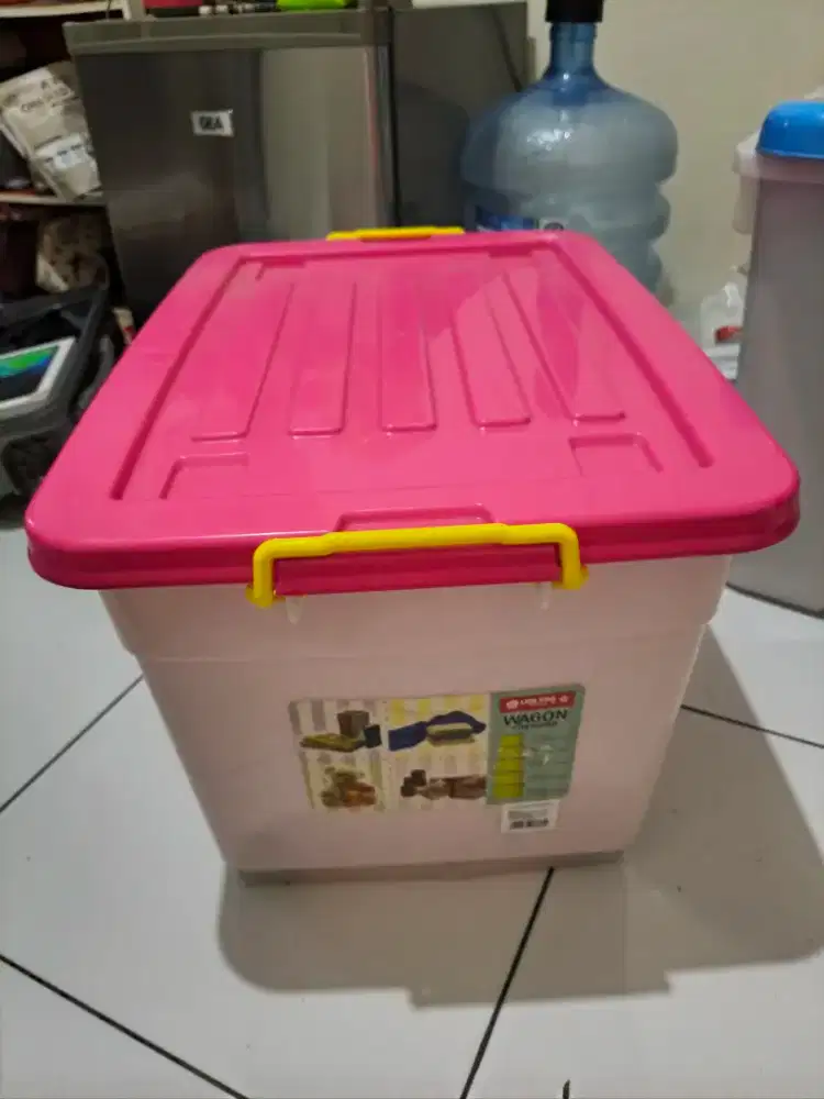 Container Box Kotak Penyimpanan 40L Lion Star