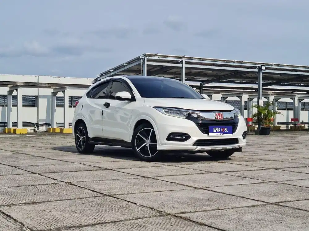 Honda HR-V 1.8 Prestige Matic 2021 Km 61rb Tangan 1