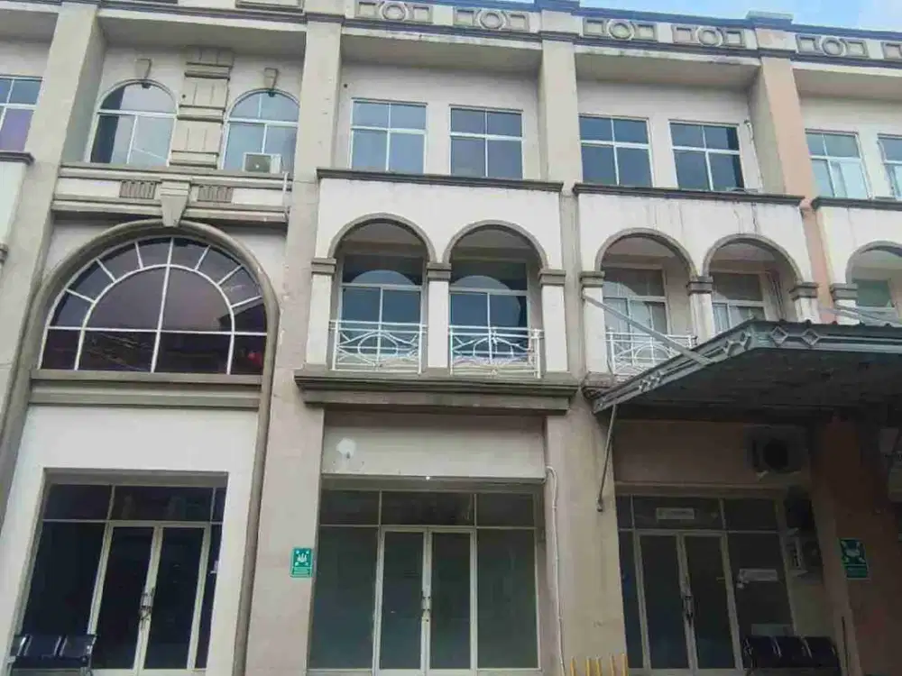 Ruko Disewakan di Grand Galaxy Bebas Banjir