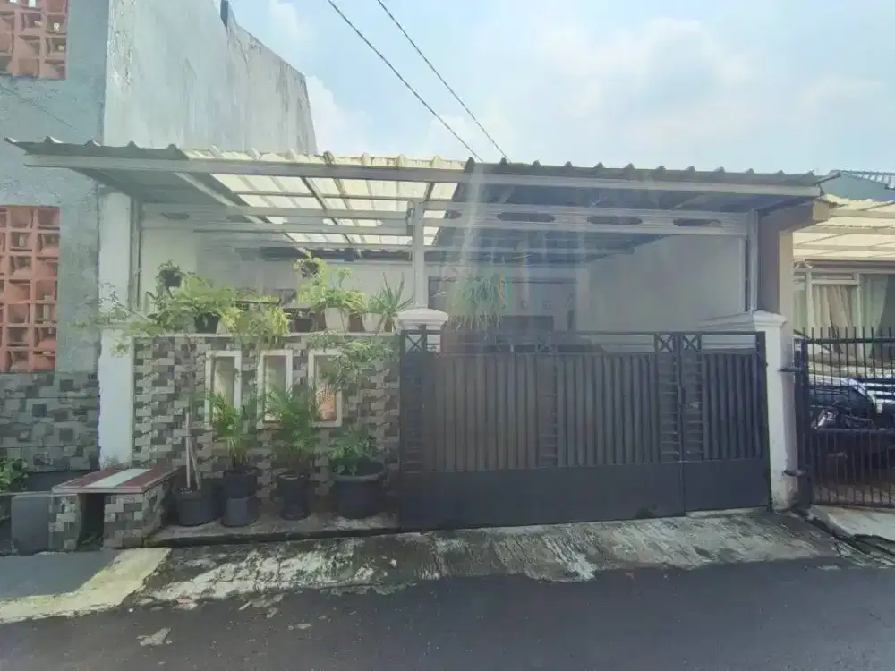 Dijual rumah di Puri Gading Cluster Alam Raya 1, Jatimelati, Bekasi