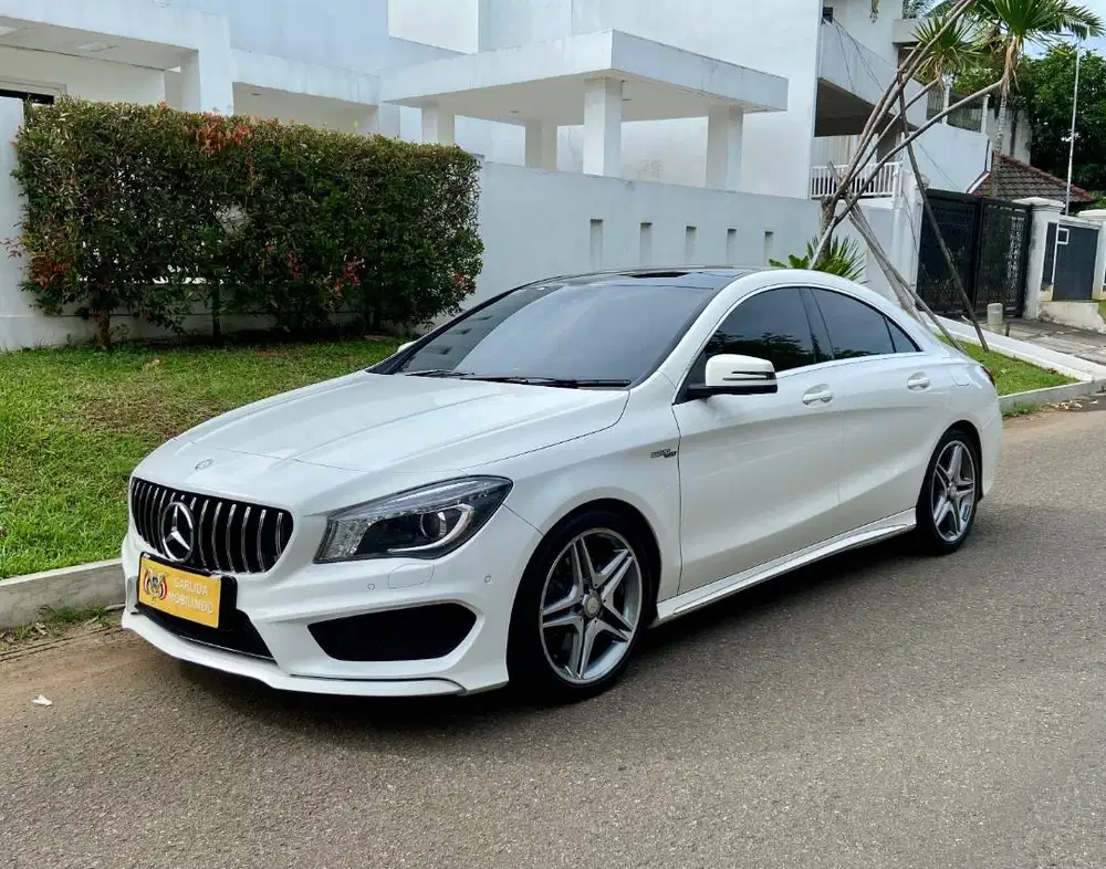 DIJUAL MERCEDES-BENZ CLA 250 TAHUN 2015