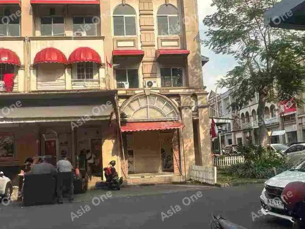 Ruko Hook Gandeng 3lt di Boulevard Rose Garden Bebas Banjir